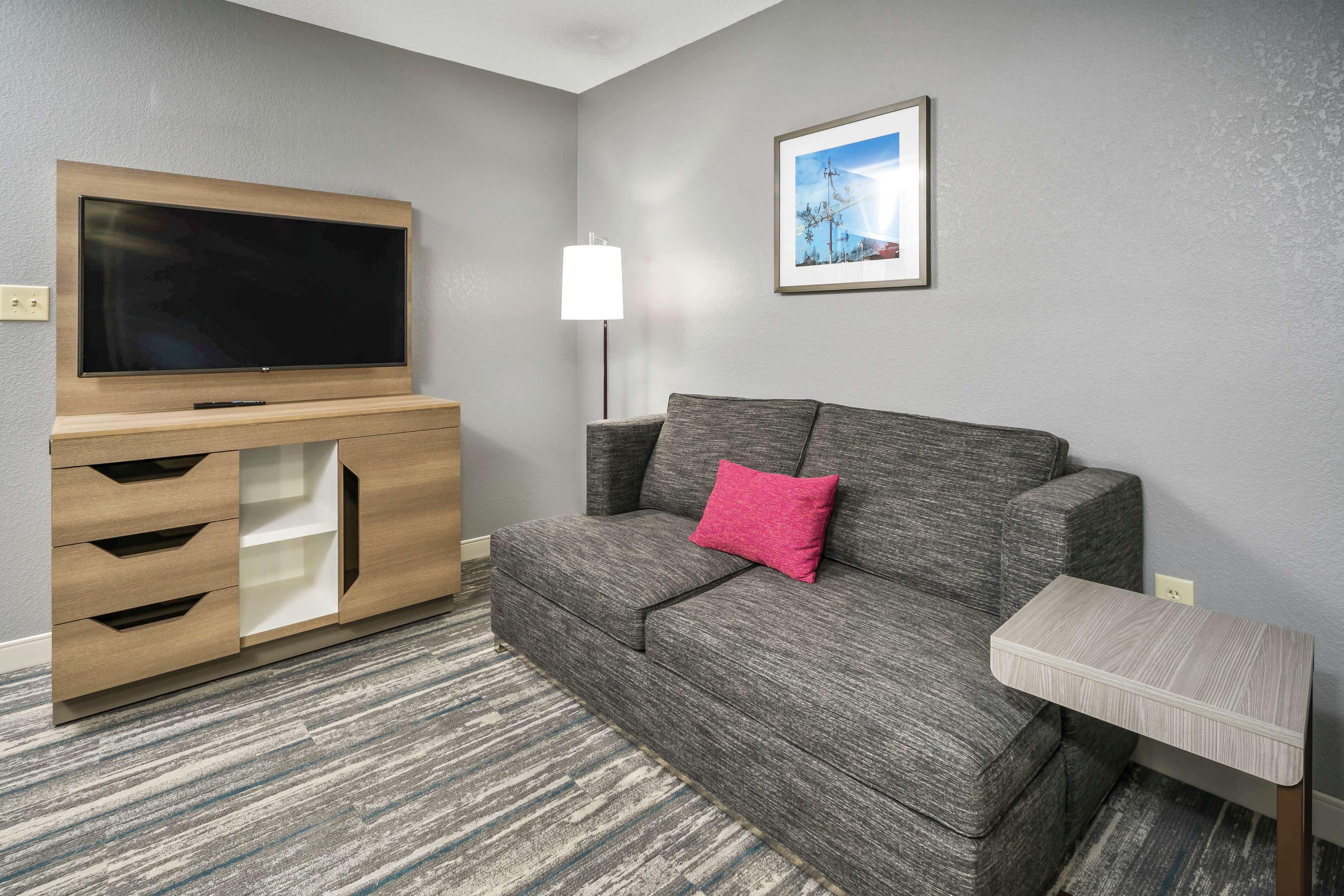 Hampton Inn Wilson Downtown Εξωτερικό φωτογραφία
