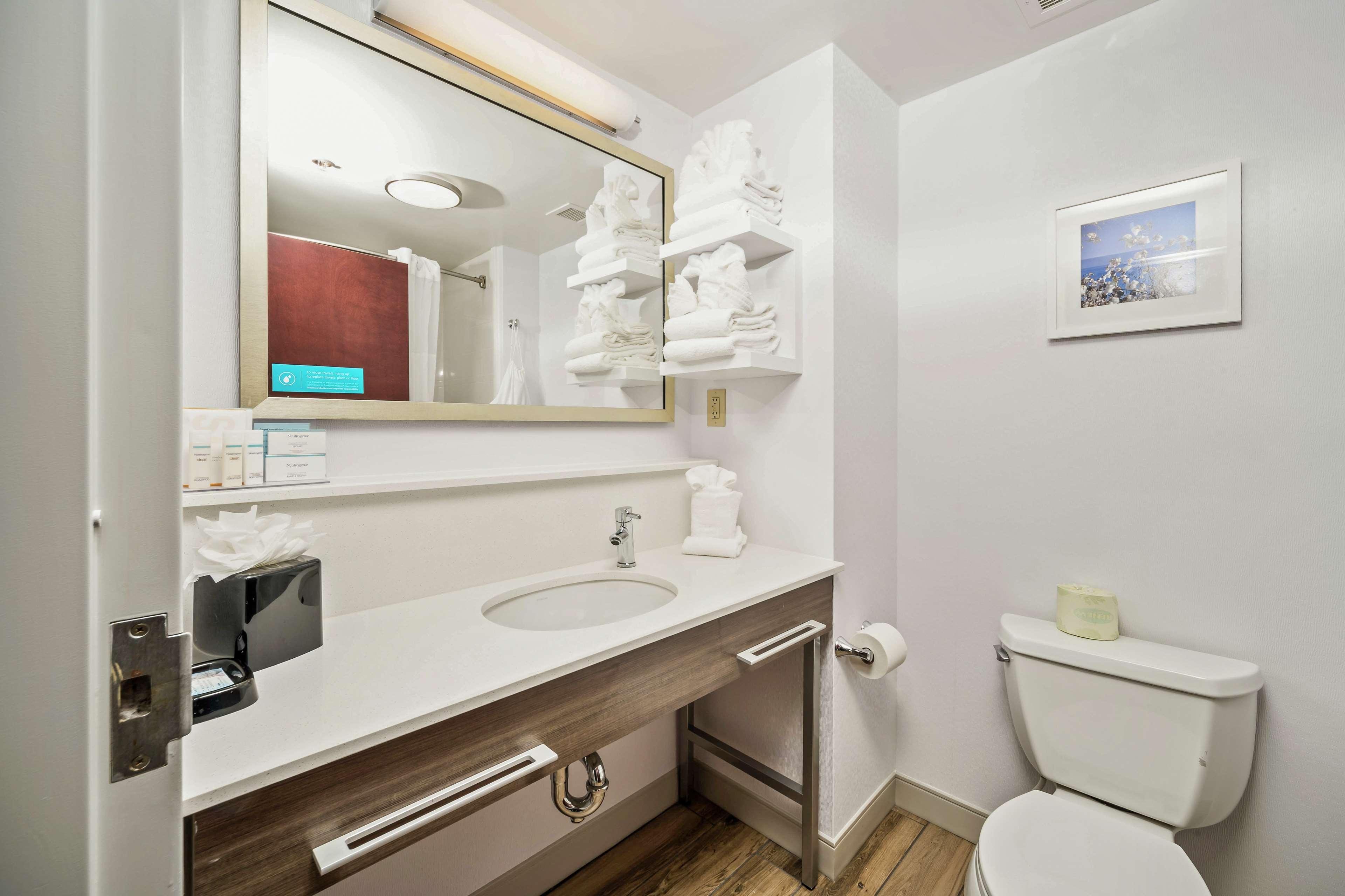 Hampton Inn Wilson Downtown Εξωτερικό φωτογραφία