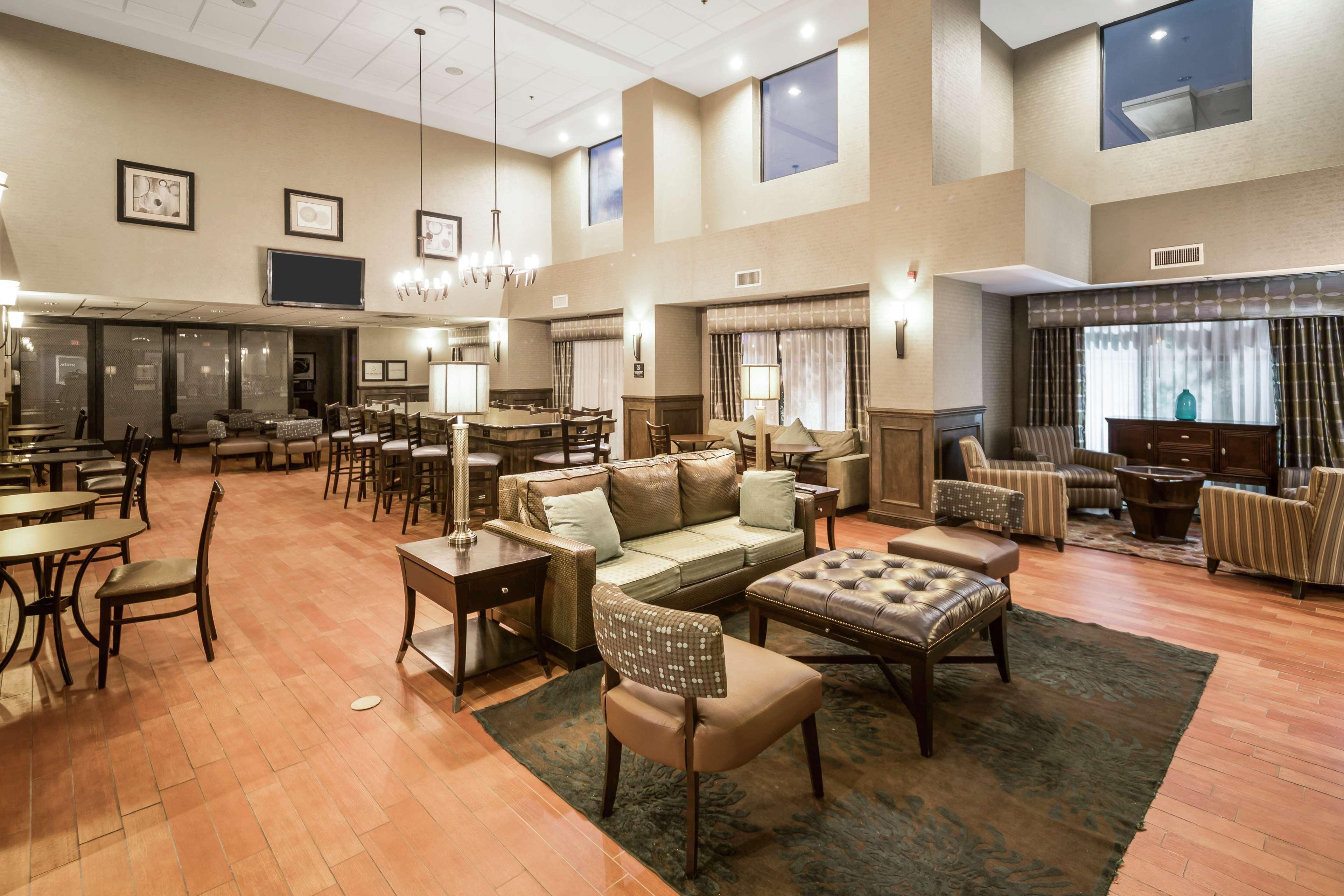 Hampton Inn Wilson Downtown Εξωτερικό φωτογραφία